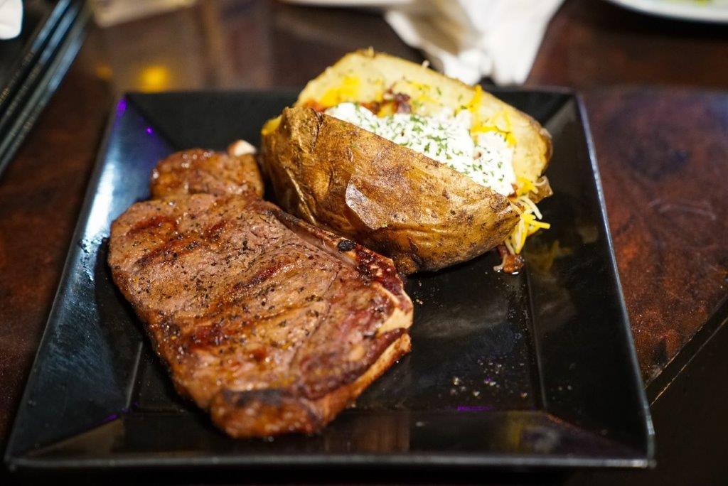 Steak and potato 